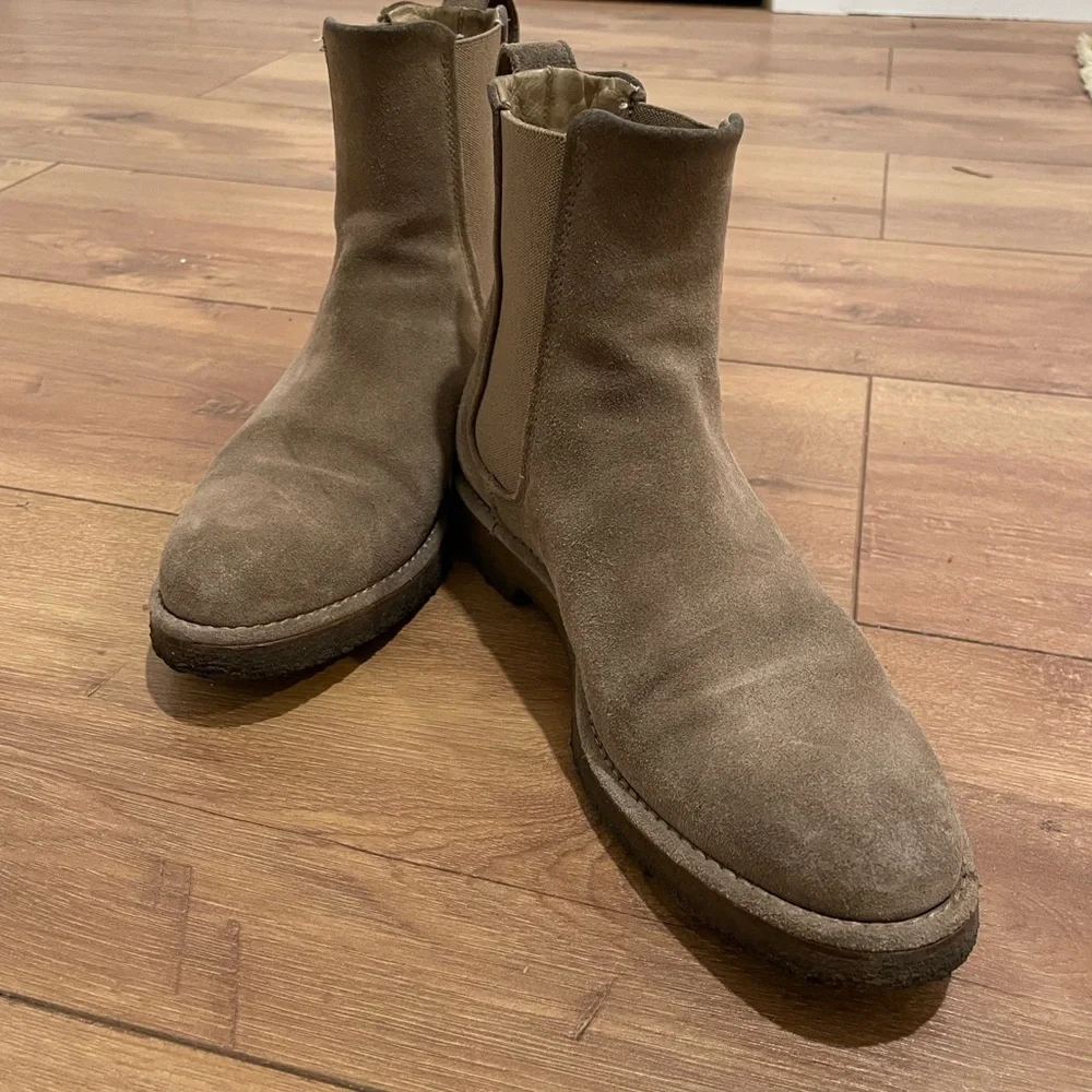 Vince Chelsea with Gum Sole - Picture 3 of 7